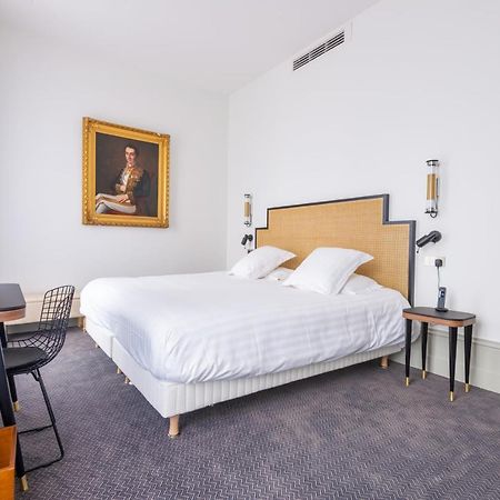 Hotel Mille Pas 瓦龙 外观 照片