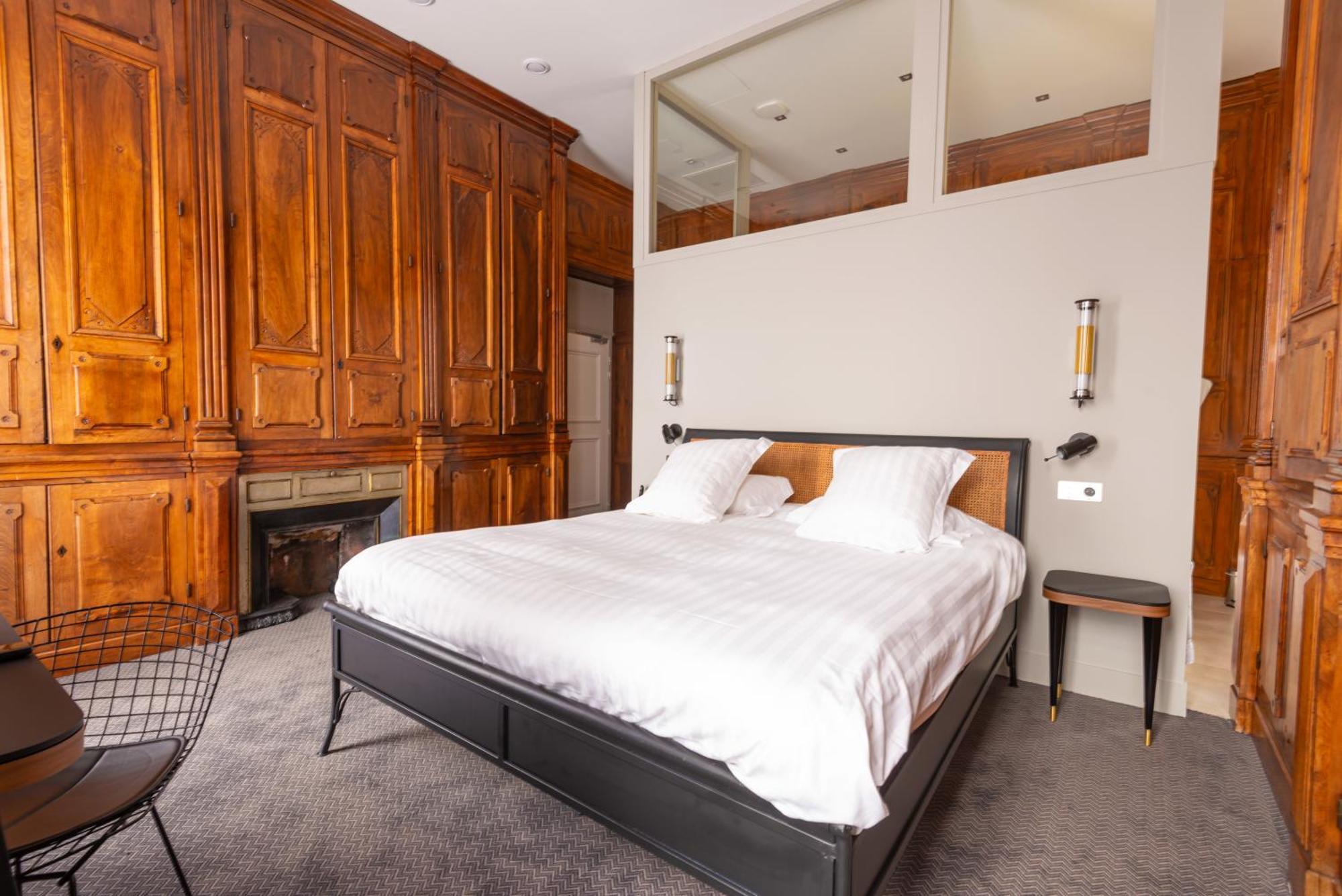 Hotel Mille Pas 瓦龙 外观 照片